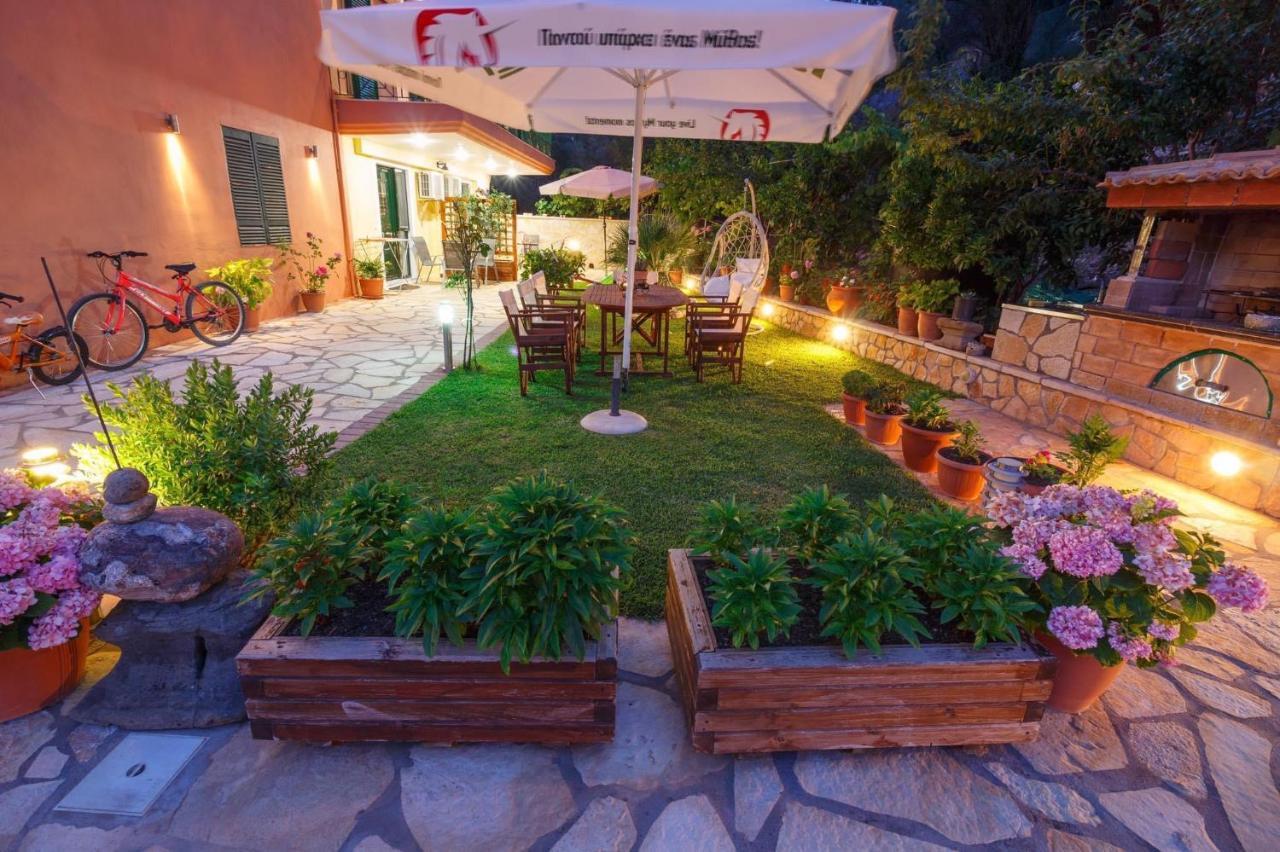 Cleopatra Rooms Никиана Екстериор снимка