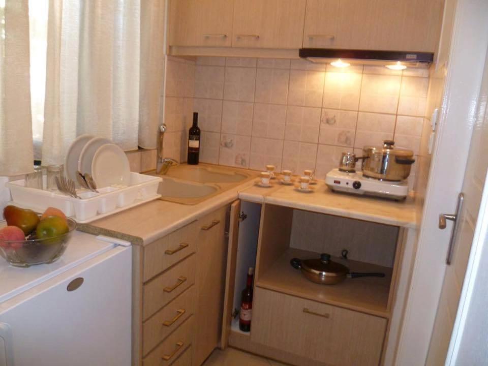 Cleopatra Rooms Никиана Екстериор снимка