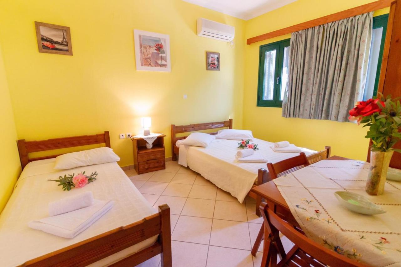 Cleopatra Rooms Никиана Екстериор снимка