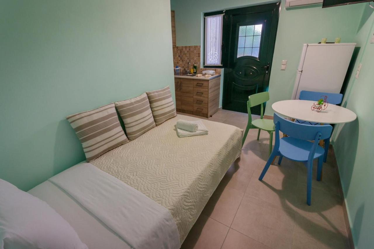 Cleopatra Rooms Никиана Екстериор снимка